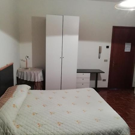 Bar Nuovo Mondo Mussolino Kültér fotó